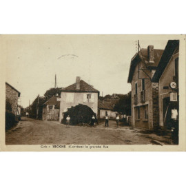 CPA - Troche - La Grande Rue