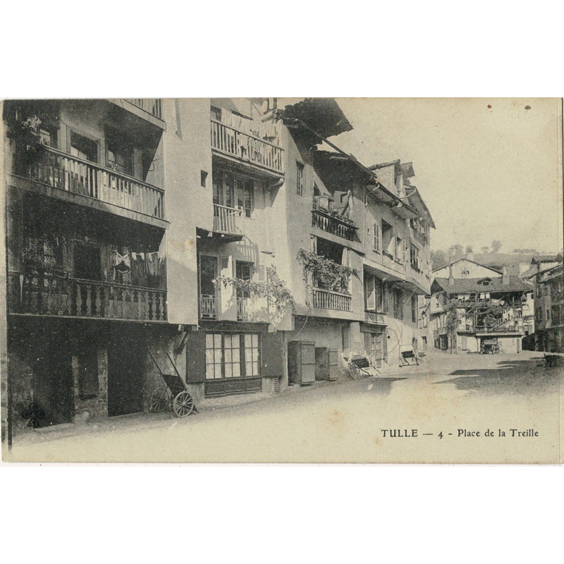 CPA - Tulle - Place de la Treille