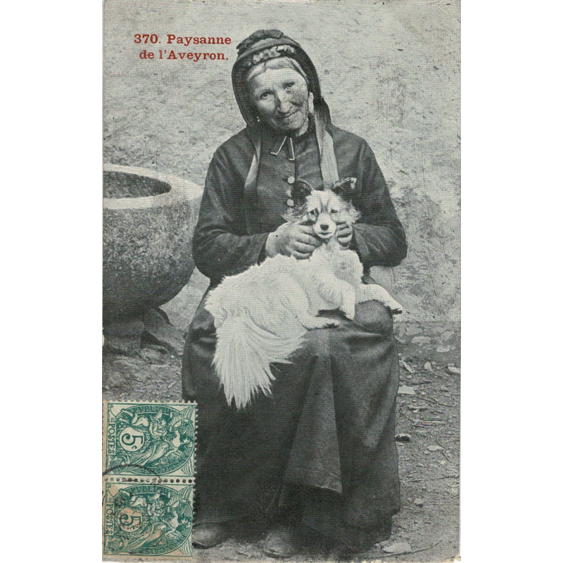 CPA - Paysanne d'Aveyron