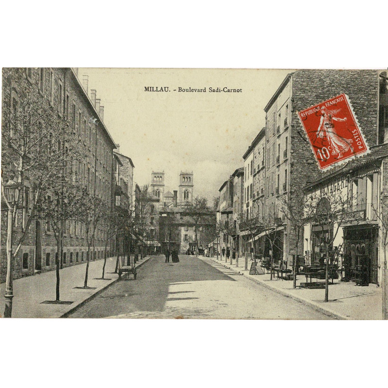 CPA - Millau - Boulevard Sadi-Carnot