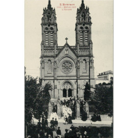 CPA - Espalion - L'Eglise