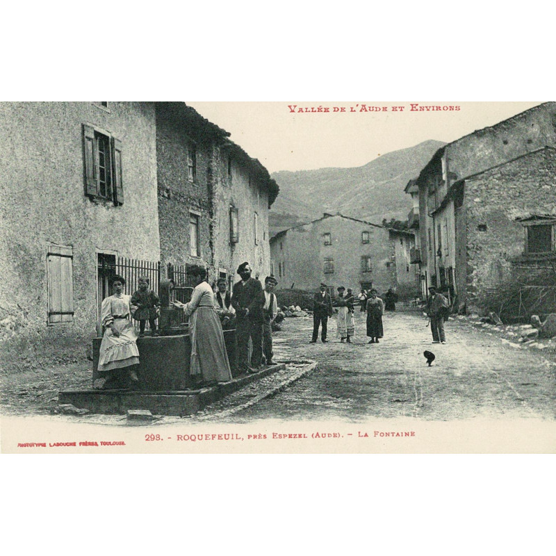 CPA - Roquefeuil - La Fontaine