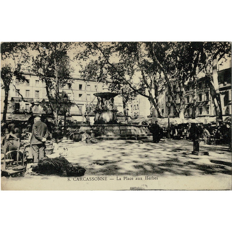 CPA - Carcassonne - La Place aux Herbes
