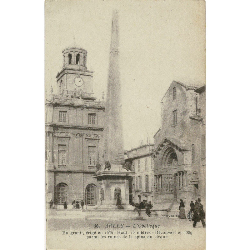 CPA - Arles - L'Obélisque