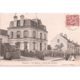 CPA - Vaujours - La Mairie...