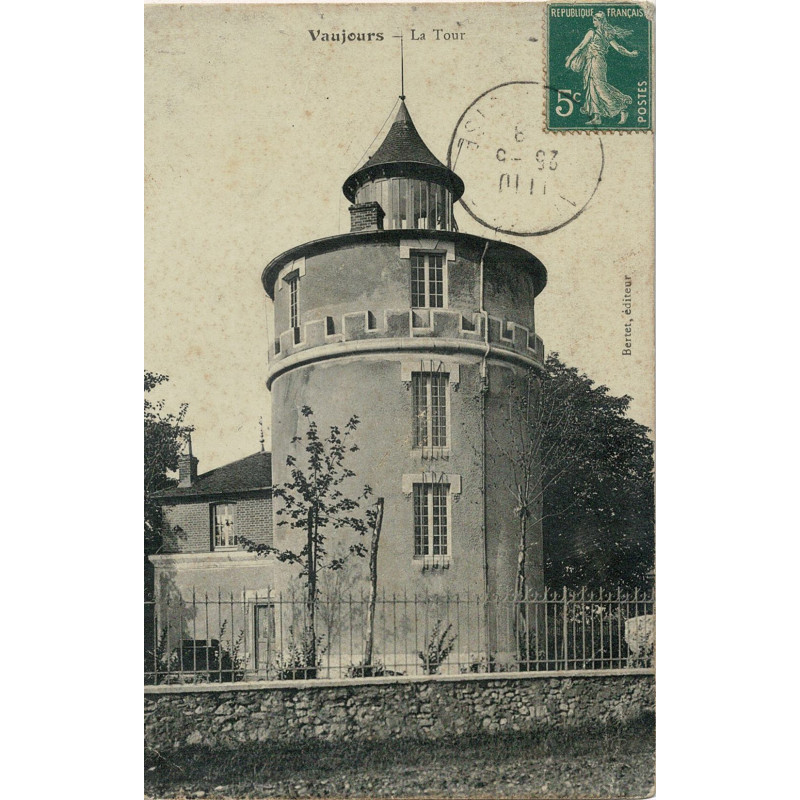CPA - Vaujours - La Tour