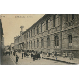 CPA - Montreuil - Les Ecoles