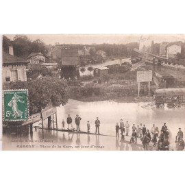 CPA - Gargan - Place de la...