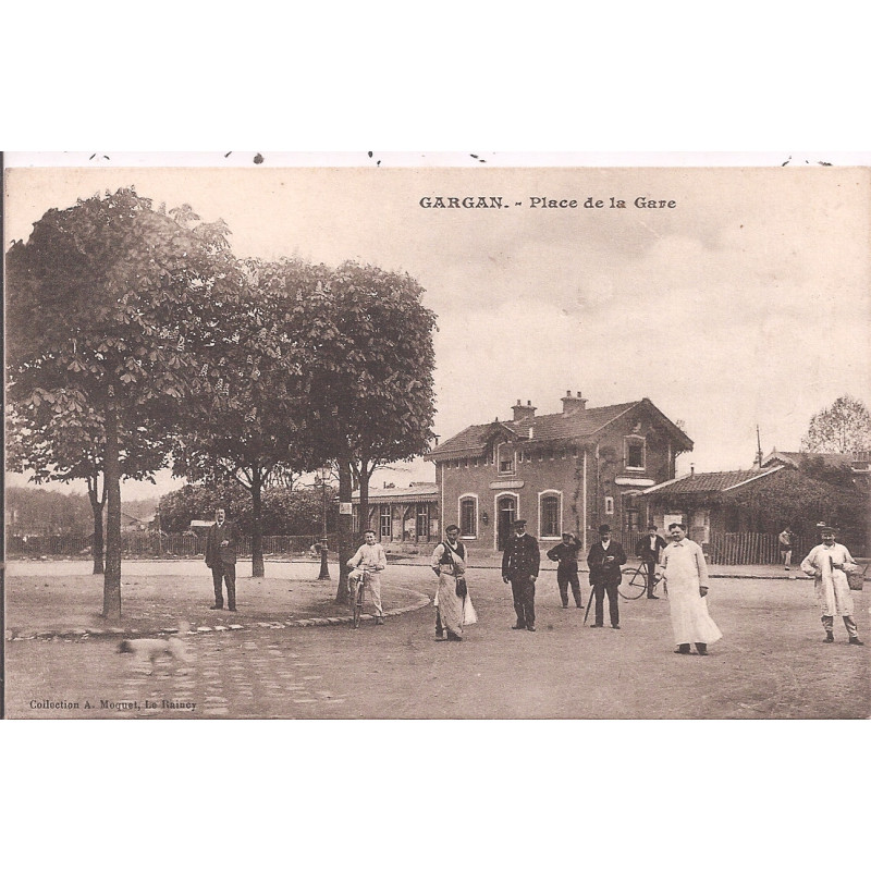 CPA - Gargan - Place de la Gare