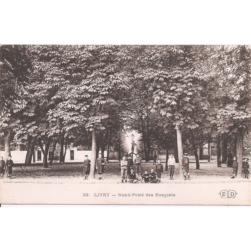 CPA - Livry  - Rond-Point des Bosquets