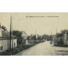CPA - Combs-La-Ville - La...