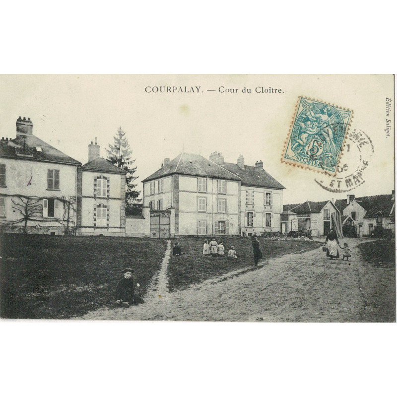 CPA - Courpalay - Cours du Cloitre