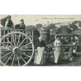 CPA - Vouvray - Vendangeurs...