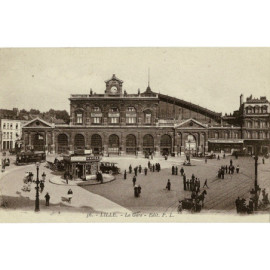 CPA - Lille - Rue Faidherbe...