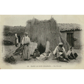 CPA - Dans le Sud Oranais -...