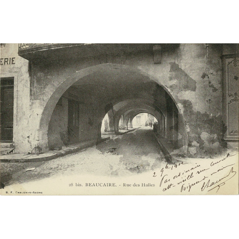 CPA - Beaucaire - Rue des Halles