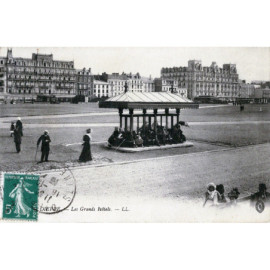 CPA - Dieppe - Les Grands...