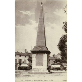 CPA - Bourg - Monument de Joubert