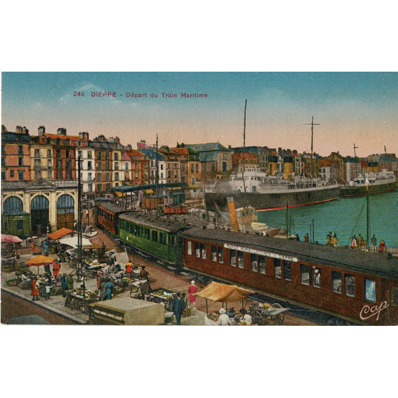 CPA - Dieppe - Départ du Train Maritime