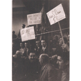 Photo A.D.N.P.  -  Grève de...