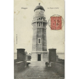 CPA - Dieppe - Le Phare...