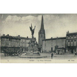 CPA - Niort - La Place...